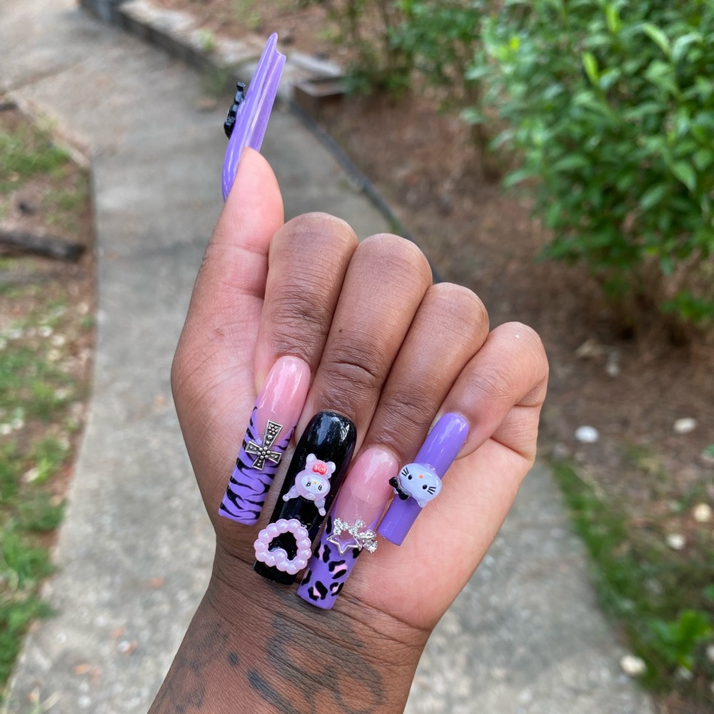 Kuromi/Hello Kitty Press on nails